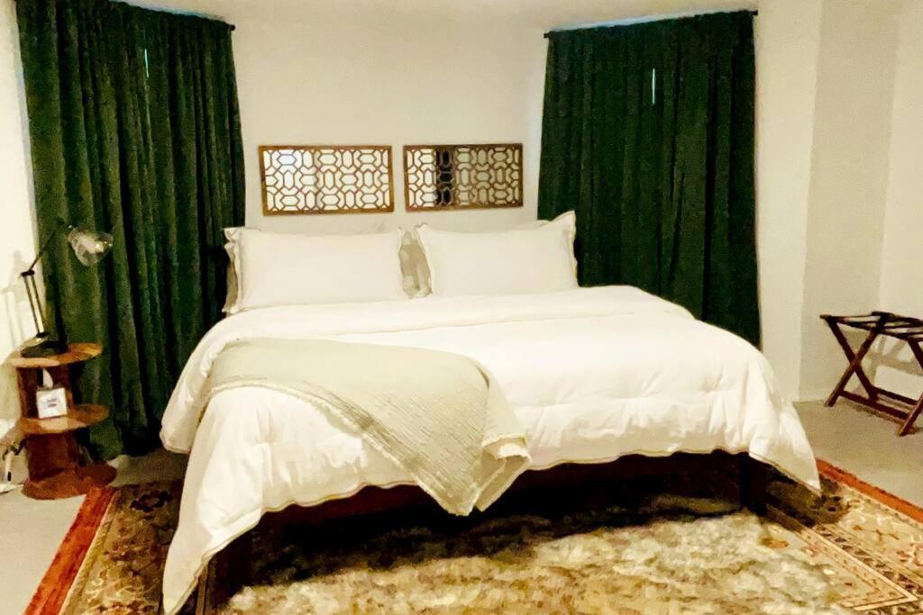Private Garden Unit 1br/1ba