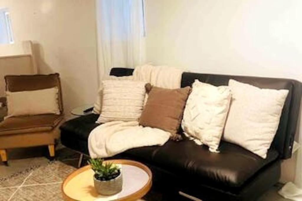 Private Garden Unit 1br/1ba * Chicago